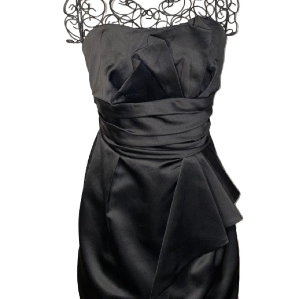David's Bridal Short  Black Dress Strapless  Women Size 6 Pleaded Front